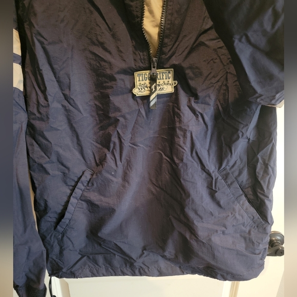 Vintage The Disney Store Tiggerific Pullover Windbreaker - Picture 7 of 7